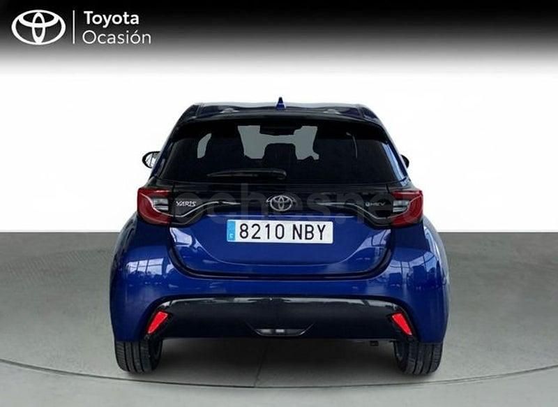 Usado Toyota Yaris Hybrid Active 116 CV (85 kW) 2025 Azul Utilitario