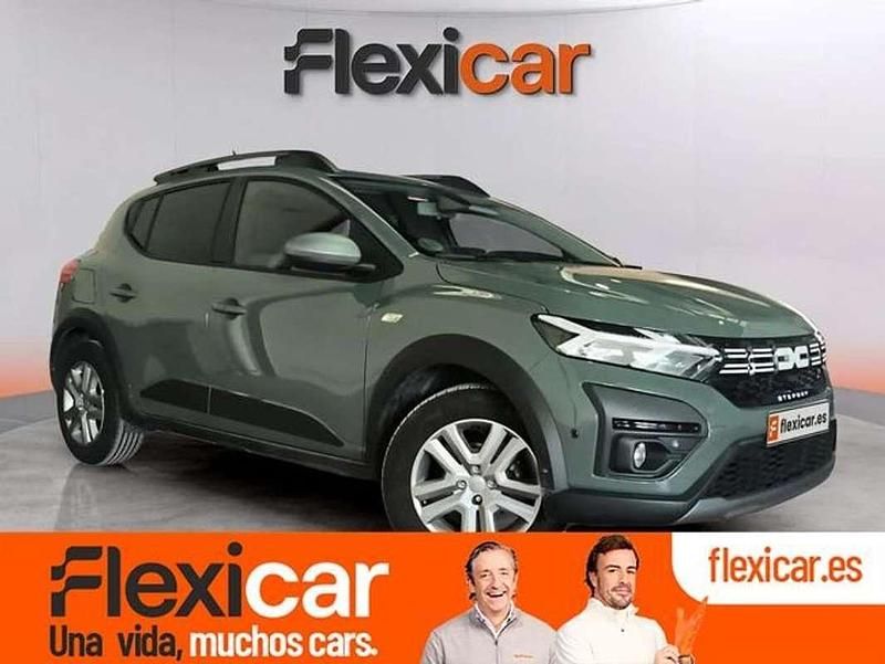 Verde Usado 2024 Dacia Sandero Essentiel Utilitario | 13.990 € (Buen precio) - Imagen 1/4