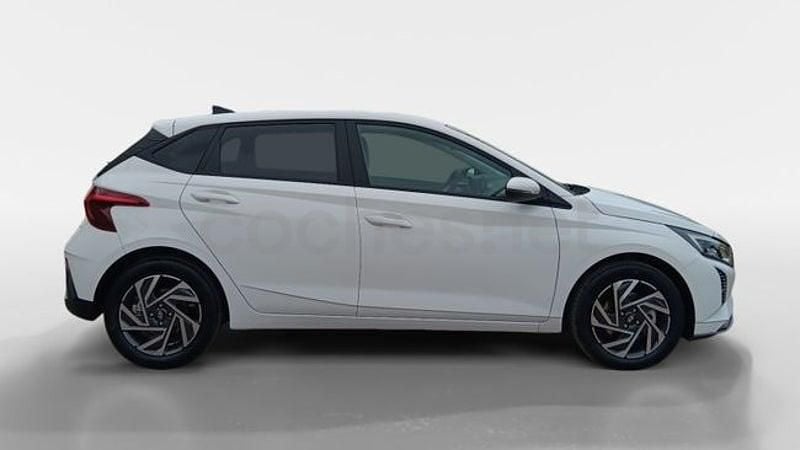 Nuevo Hyundai i20 100 CV (73 kW) 2025 Blanco Utilitario
