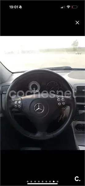Usado Mercedes C230 Elegance 192 CV (141 kW) 2005 Gris / plata Berlina