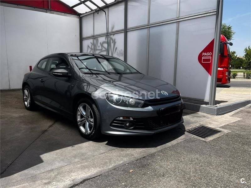 Usado VW Scirocco R-line 140 CV (102 kW) 2014 Gris / plata Coupe