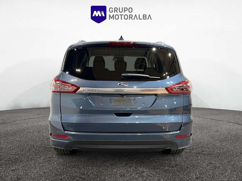 Usado Ford S-MAX Titanium 150 CV (110 kW) 2022 Azul Monovolumen