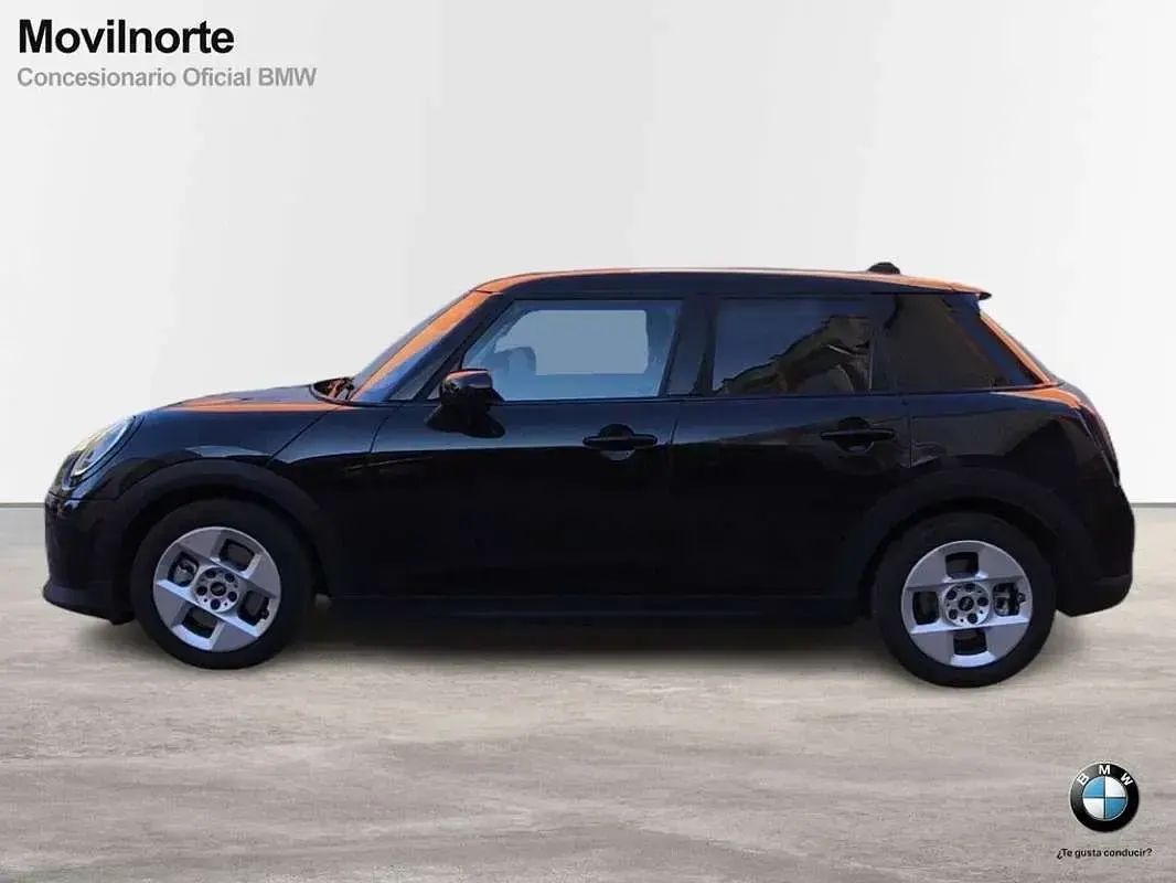Usado Mini Cooper Essential 156 CV (114 kW) 2024 Negro Utilitario