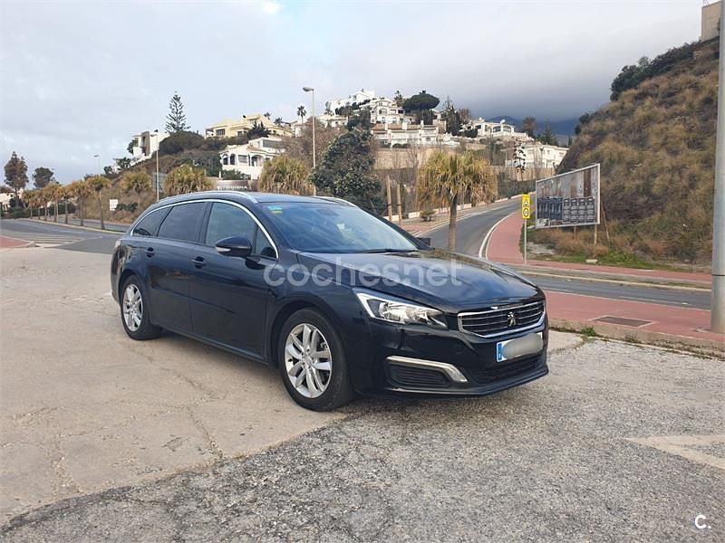 Usado Peugeot 508 SW Active 165 CV (121 kW) 2018 Negro Familiar