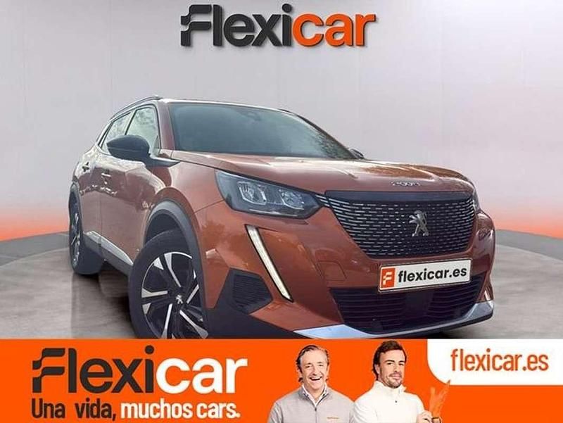 Usado Peugeot 2008 Allure 101 CV (74 kW) 2023 Naranja SUV
