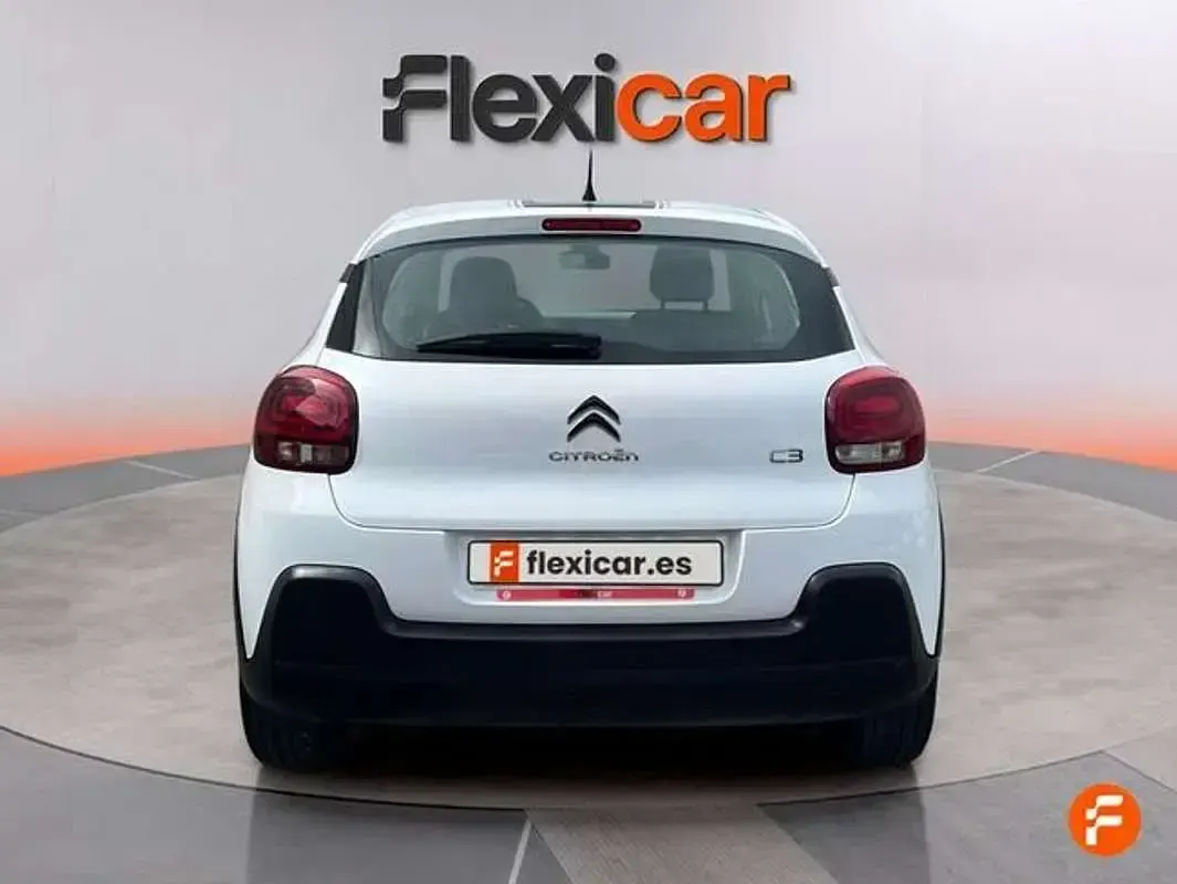 Usado Citroën C3 Feel 102 CV (75 kW) 2022 Blanco Utilitario