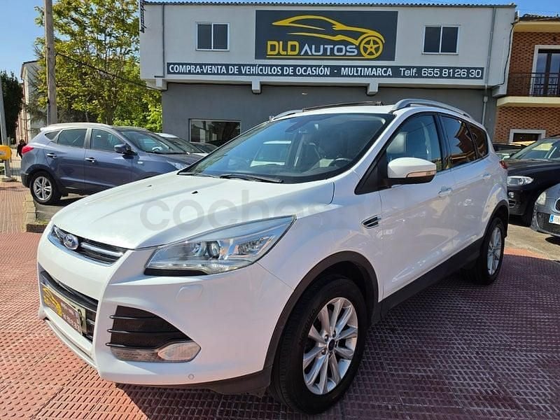 Usado Ford Kuga Titanium S 180 CV (132 kW) 2015 Blanco SUV