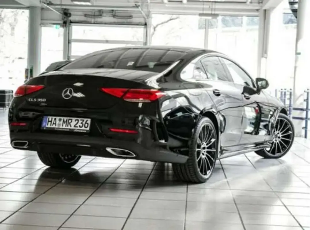 Usado Mercedes CLS350 AMG line 300 CV (220 kW) 2018 Negro Coupe