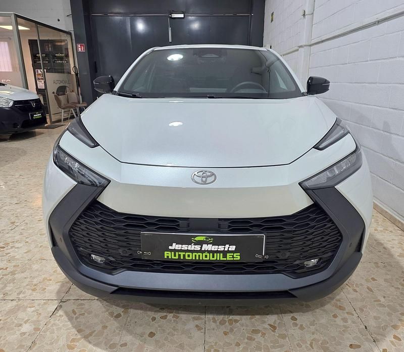 Usado Toyota C-HR Advance 140 CV (102 kW) 2024 Blanco SUV
