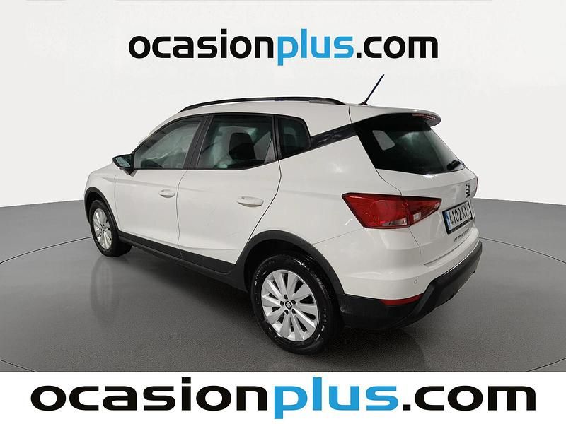 Usado Seat Arona Ecomotive 95 CV (69 kW) 2019 Blanco SUV