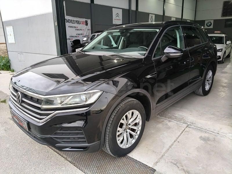 Second-hand VW Touareg Pure 231 CP (169 kW) 2021 Negru SUV