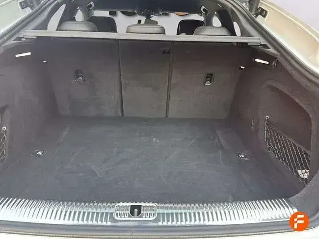 Usado Audi A5 Sportback Advanced Plus 163 CV (119 kW) 2023 Blanco Utilitario
