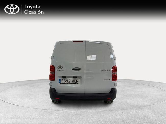 Usado Toyota Proace Plus 100 kW (136 CV) 2023 Blanco Monovolumen