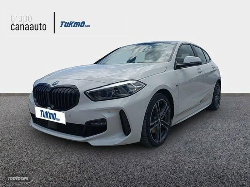 Blanco Usado 2021 BMW 118 Shadowline Utilitario | 21.900 € (Buen precio) - Imagen 1/4