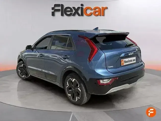 Usado Kia e-Niro 100 kW (136 CV) 2022 Azul SUV
