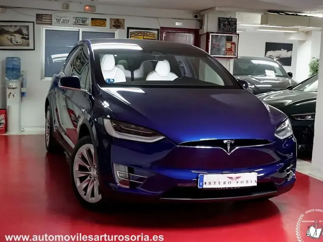 Usado Tesla Model X Long Range AWD 386 kW (525 CV) 2020 Azul SUV