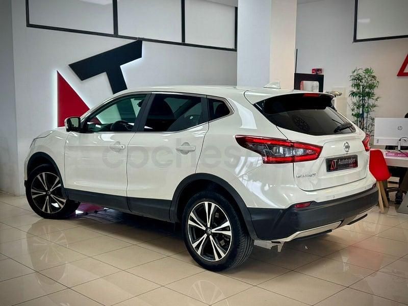Usado Nissan Qashqai N-Connecta 116 CV (85 kW) 2018 Blanco SUV