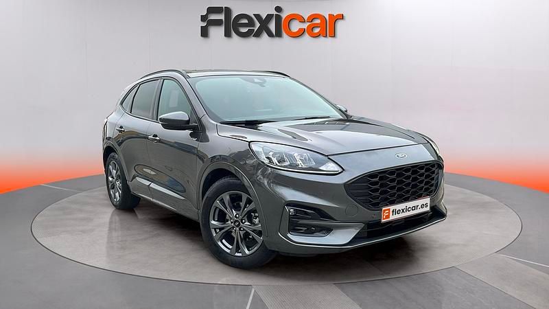 Usado Ford Kuga ST-Line 120 CV (88 kW) 2024 Gris SUV