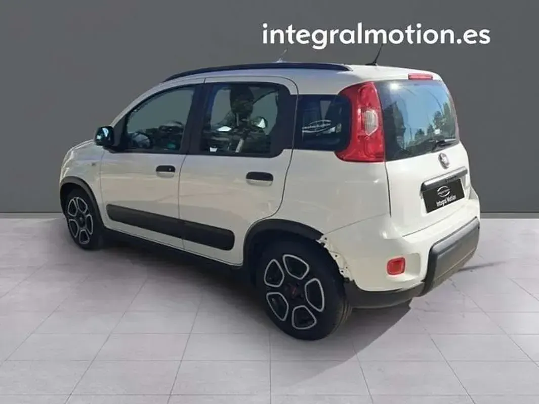 Usado Fiat Panda City Life 69 CV (50 kW) 2022 Blanco Utilitario
