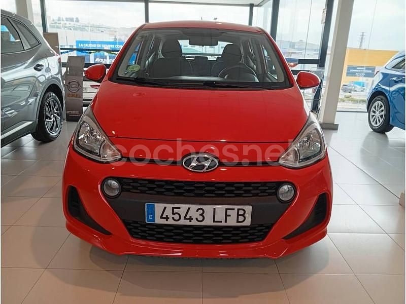 Usado Hyundai i10 67 CV (49 kW) 2020 Naranja Utilitario
