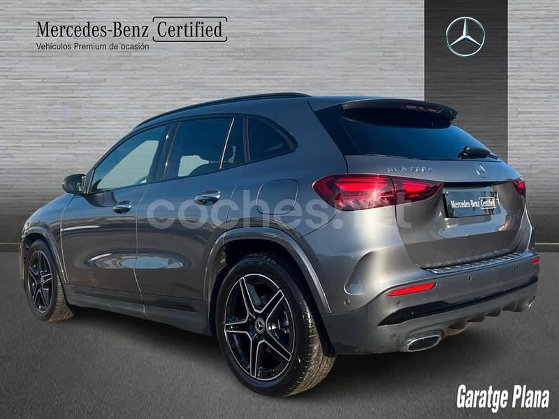 Usado Mercedes GLA200 150 CV (110 kW) 2025 Gris / plata SUV
