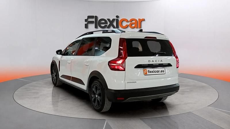 Begagnad Dacia Jogger Extreme 101 HK (74 kW) 2022 Vit Minibuss