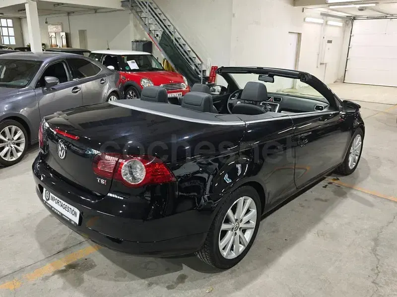 Usado VW Eos 160 CV (117 kW) 2009 Negro Descapotable