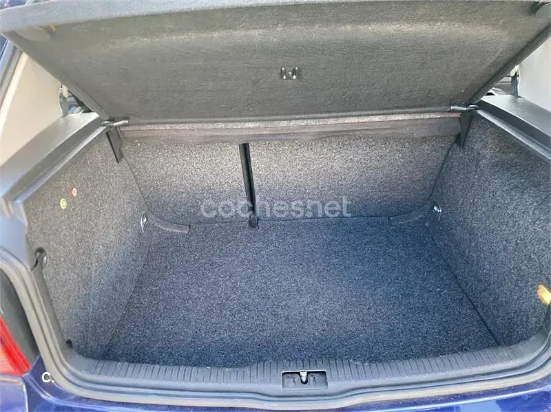 Usado VW Golf IV GTI 150 CV (110 kW) 2003 Azul Berlina