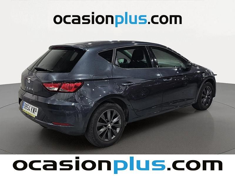Begagnad Seat Leon Style 116 HK (85 kW) 2019 Grå Halvkombi