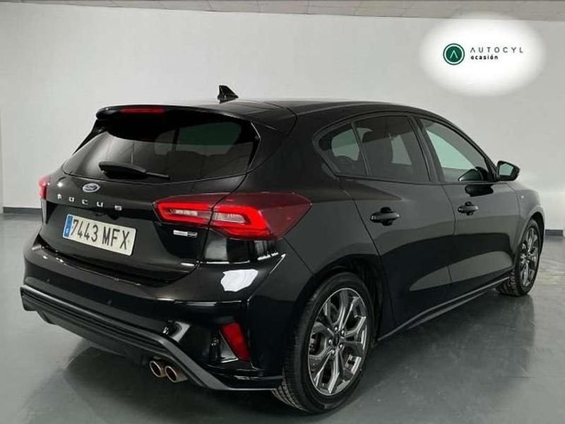 Usado Ford Focus Active 155 CV (114 kW) 2023 Negro Familiar