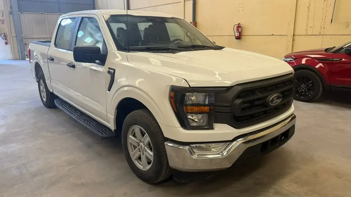 Usado Ford F-150 XL 400 CV (294 kW) 2022 Blanco Pickup/Camioneta
