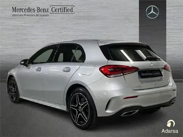 Usado Mercedes A250 218 CV (160 kW) 2025 Gris / plata Berlina