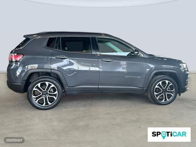 Usado Jeep Compass Limited 130 CV (95 kW) 2023 Gris SUV