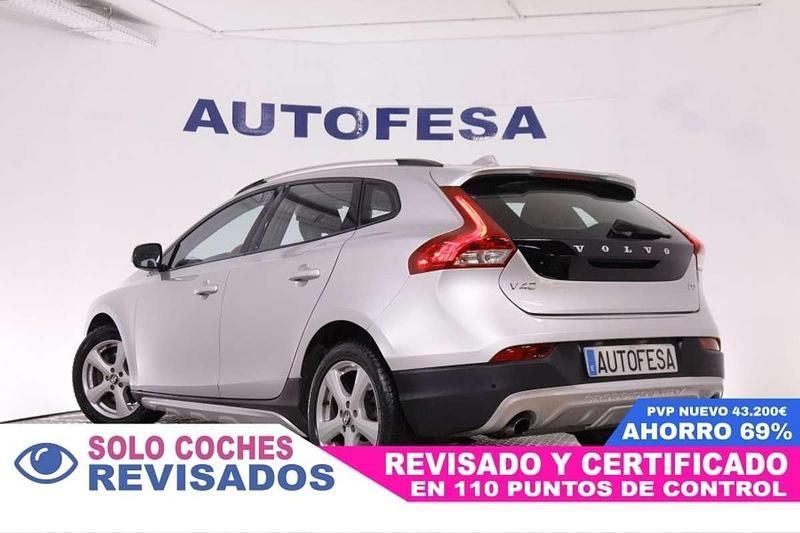 Usado Volvo V40 CC Summum 150 CV (110 kW) 2014 Gris Familiar