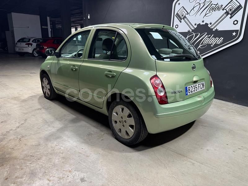 Usado Nissan Micra Acenta 88 CV (64 kW) 2006 Verde Berlina