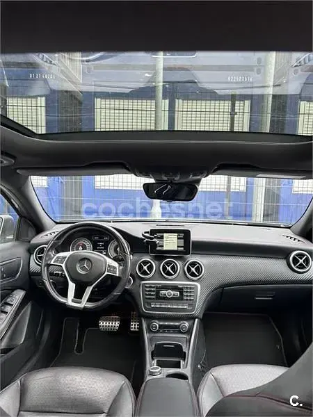 Usado Mercedes CLA200 AMG line 136 CV (100 kW) 2013 Gris / plata Coupe
