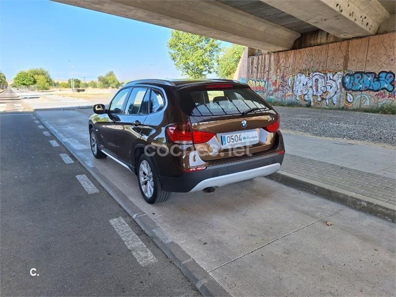 Usado BMW X1 Sport Line 177 CV (130 kW) 2011 Marrón SUV