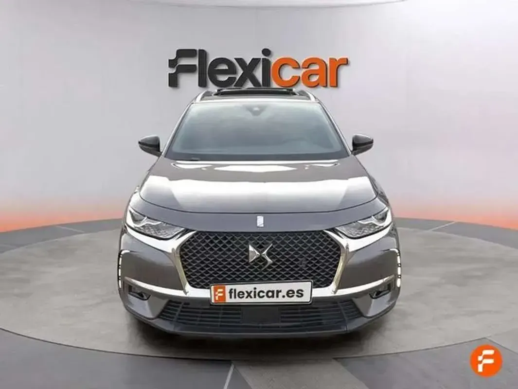 Usado DS Automobiles DS7 Crossback Be Chic 177 CV (130 kW) 2018 Gris SUV