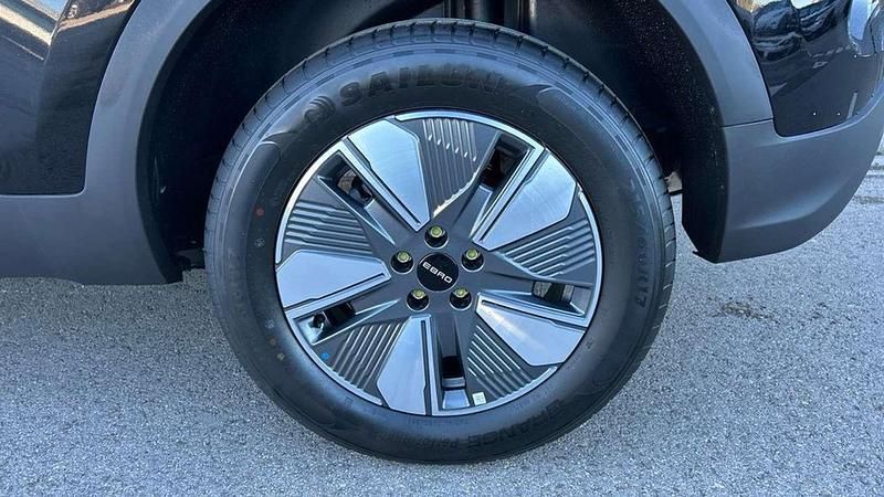 Usado Ebro s400 211 CV (155 kW) 2025 Negro SUV