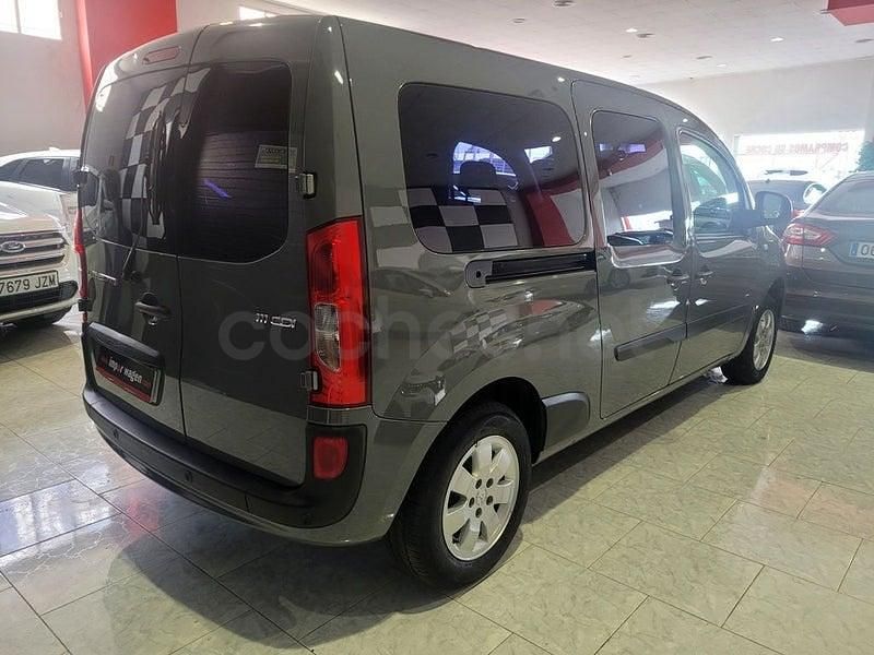 Usado Mercedes Citan 111 110 CV (80 kW) 2017 Gris / plata Familiar