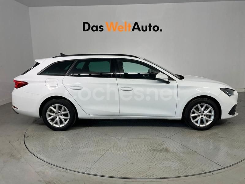 Blanco Usado 2025 Seat Leon Style Familiar | 22.900 € (Precio justo) - Imagen 1/4