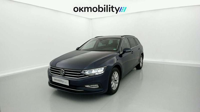 Usado VW Passat 150 CV (110 kW) 2021 Azul Familiar