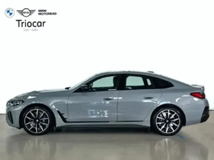 Usado BMW i4 Shadowline 294 kW (401 CV) 2022 Brooklyn grau metalizado Berlina