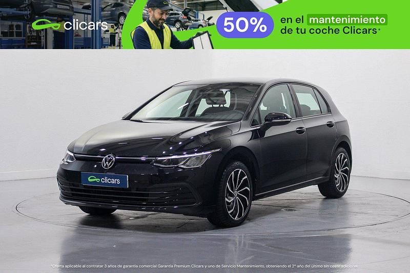 Usado VW Golf VII Life 115 CV (84 kW) 2021 Negro Utilitario