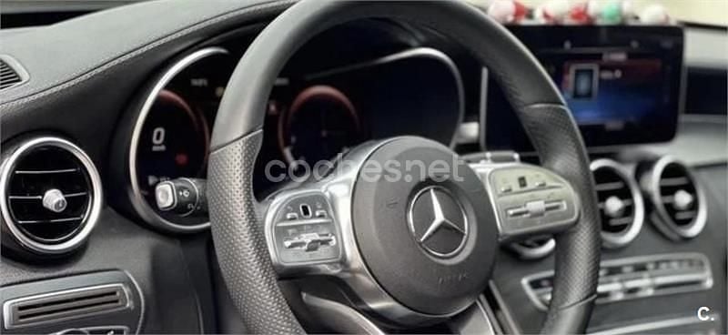 Usado Mercedes C200 160 CV (117 kW) 2020 Granate Berlina