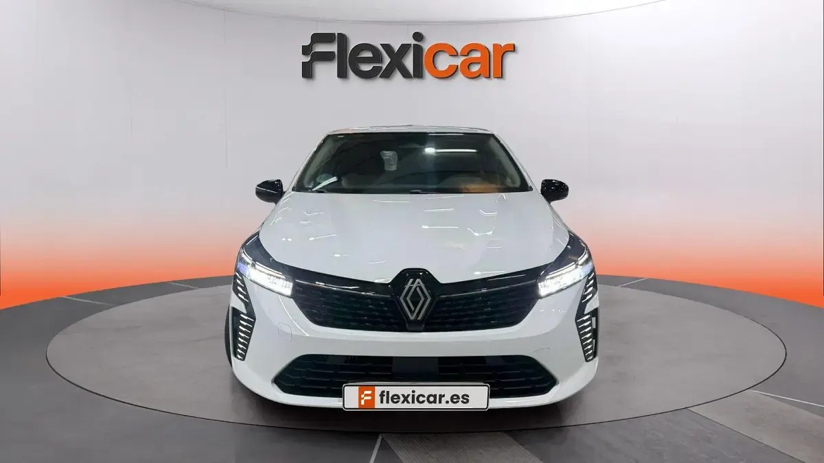Usado Renault Clio V Evolution 101 CV (74 kW) 2025 Blanco Berlina