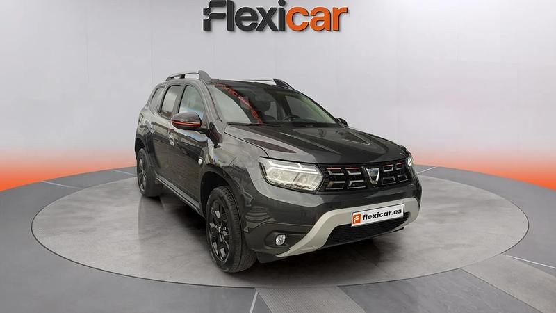 Usado Dacia Duster Extreme 150 CV (110 kW) 2022 Gris SUV