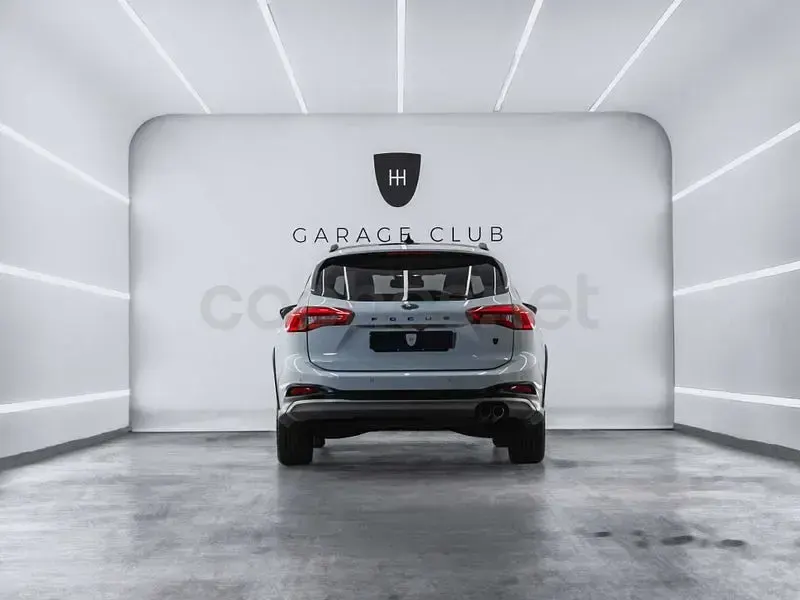 Usado Ford Focus Active 125 CV (91 kW) 2020 Blanco Familiar