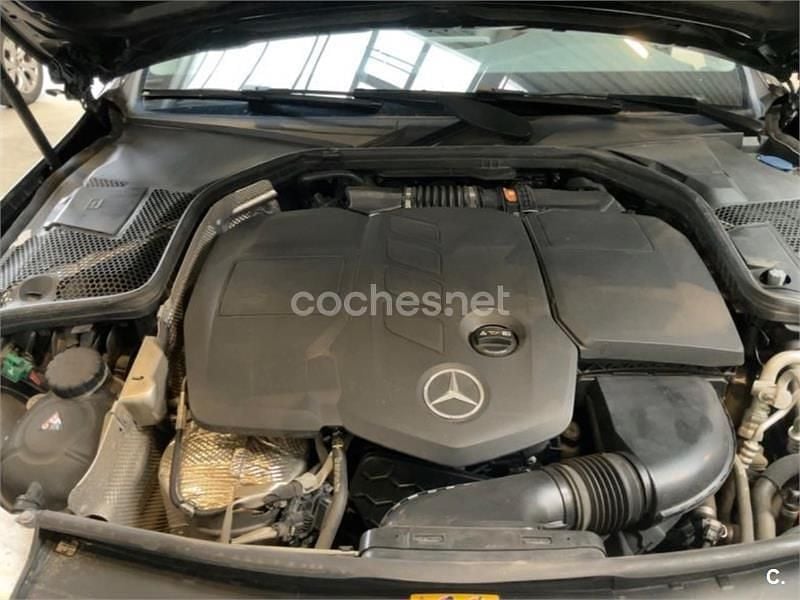 Usado Mercedes C300 306 CV (225 kW) 2020 Negro Familiar