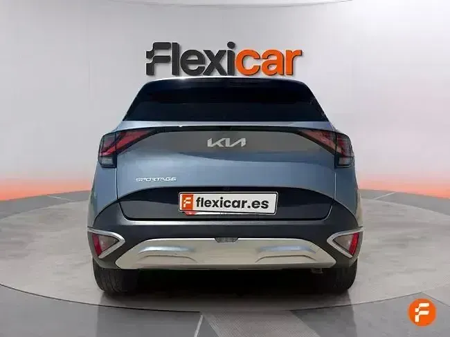 Usado Kia Sportage 150 CV (110 kW) 2022 Gris SUV